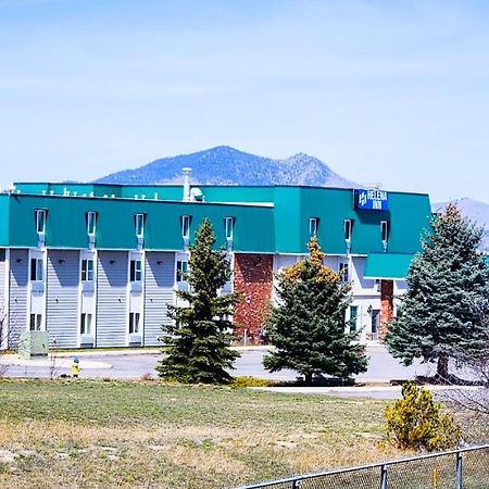 Helena Inn - Airport Екстериор снимка